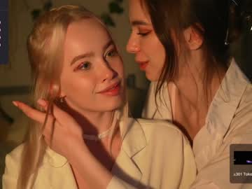 cam girl porn mother__of__dragons image #5601246