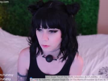 cam girl porn runesy image #4002166