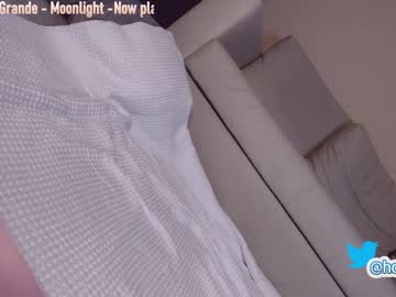 cam girl porn hollyextra image #389943