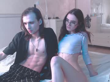 cam couple porn dealerslat image #1697589