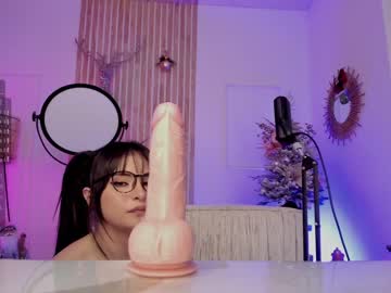 cam girl porn lau__1 image #5988157