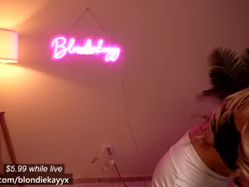 cam girl porn blondiekayy image #1547589