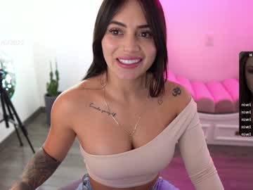 cam girl porn ashlyeroberts1 image #2012872