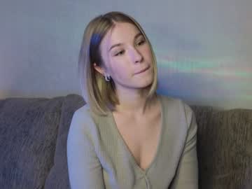 cam girl porn nicole_w00 image #7019001