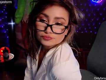 cam girl porn alejastorm image #2891015