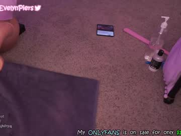cam girl porn evelynpiers image #2518876