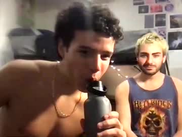 cam man porn tworoommates image #4156968