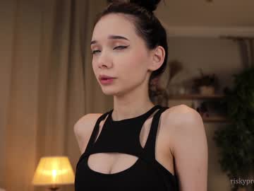 cam girl porn riskyproject image #6728793