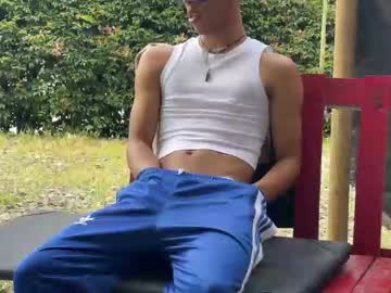 cam man porn car_secrets image #3461829