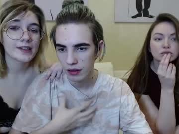 cam couple porn shyybabybannyy image #841494