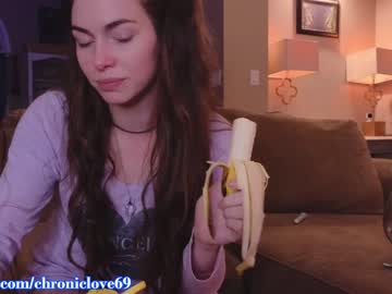 cam girl porn chroniclove image #4308048