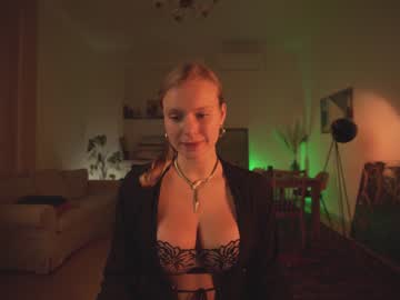 cam girl porn chillwithkira image #555818