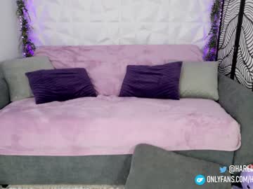 cam girl porn harliequinnx image #5823940