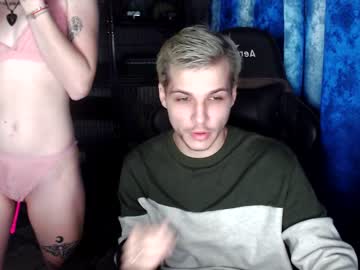 cam couple porn elfium image #104382