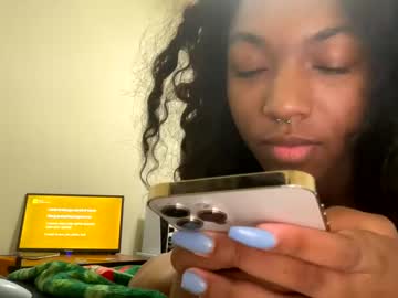 cam girl porn petitqueen image #5135132