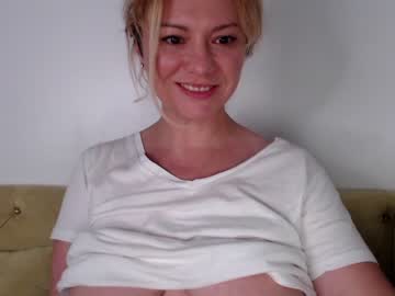 cam girl porn kiradivine image #2272752