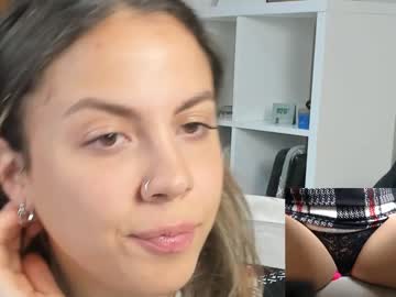 cam couple porn dolce_cucciola image #3497333