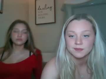 cam couple porn 2prettylittlething2 image #6611753
