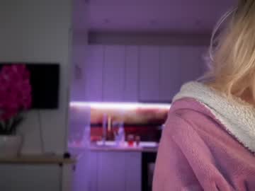 cam girl porn kiradivine image #6103277