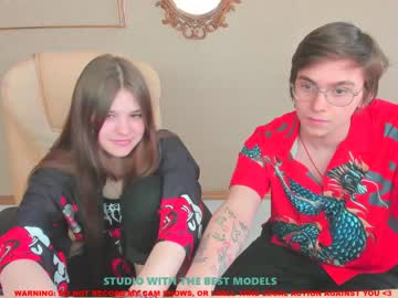 cam couple porn karolina_coy image #1624101