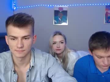 cam couple porn hizgi image #2120001