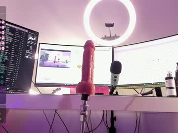 cam girl porn lau__1 image #5347693