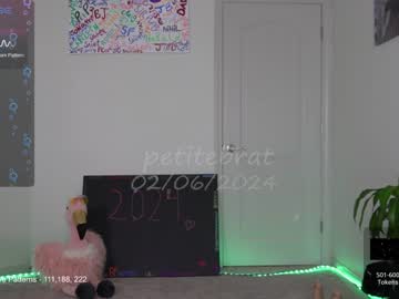 cam girl porn petitebrat image #6303751