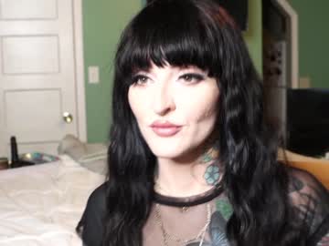 cam girl porn oftenelle image #1915468