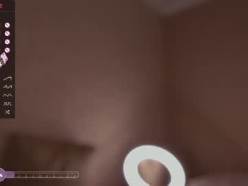 cam girl porn bzzzme image #6113465