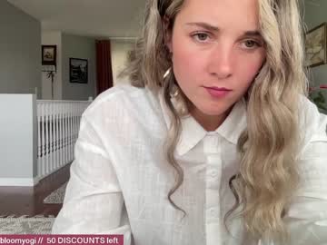cam girl porn bloomyogi image #1833495