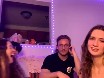 cam girl porn kylieexoxoxo2432 image #6725121