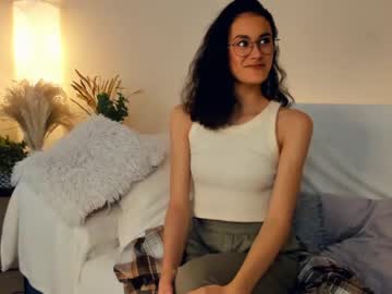 Cam for maydagail