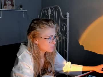 cam girl porn linellali image #2464404