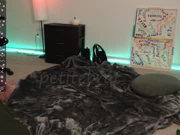 cam girl porn petitebrat image #5400770