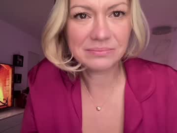 cam girl porn kiradivine image #434047