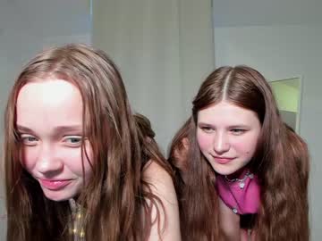 cam girl porn k_a_r_o_l_i_n_a image #2415019
