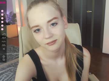 Cam for nikole_shinebaby