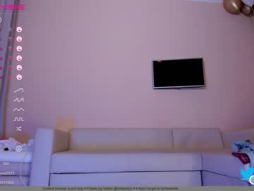 cam girl porn hollyextra image #3710498