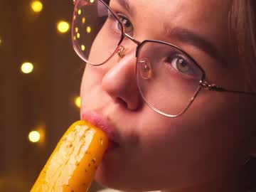 cam girl porn helenmoors image #4520534