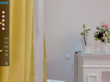 cam girl porn small_blondee image #2687986