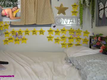 cam girl porn 19honeysuckle image #2612060