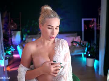 cam girl porn provocatrixx image #2955418