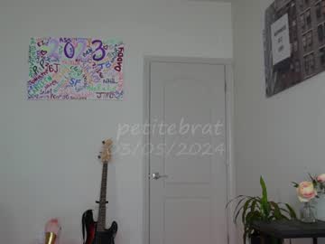 cam girl porn petitebrat image #6502565