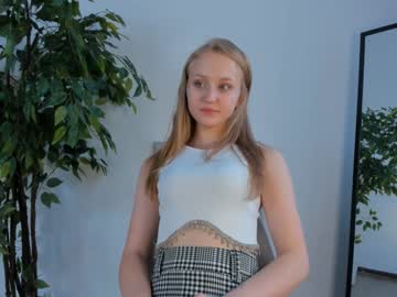 cam girl porn merciaembry image #6230840