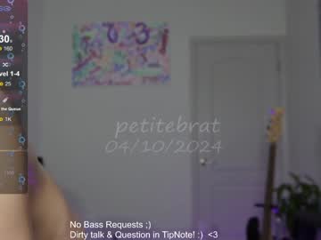 cam girl porn petitebrat image #6757814