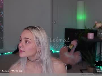cam girl porn petitebrat image #6168073
