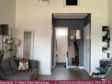 cam girl porn bloomyogi image #4997901