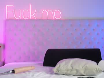 cam girl porn kissing33 image #6571944