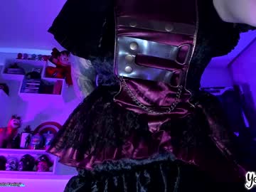 cam girl porn yesikasaenz image #5604397