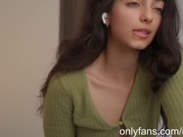 cam girl porn naughtysammx image #6432541